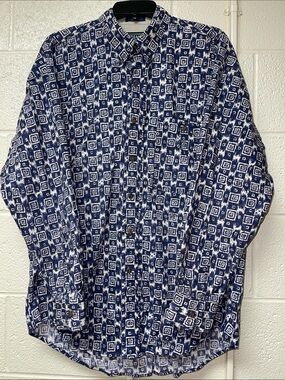 Casual Button-Down Shirt - Navy Geometric Print